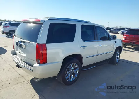2011 Cadillac Escalade Luxury from USA, damaged, VIN 1GYS3BEF4BR260600